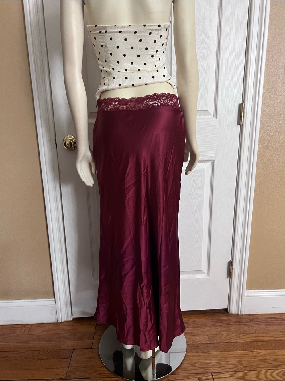 Princess Polly The Charmaine Maxi Skirt Burgundy - Picture 14 of 14